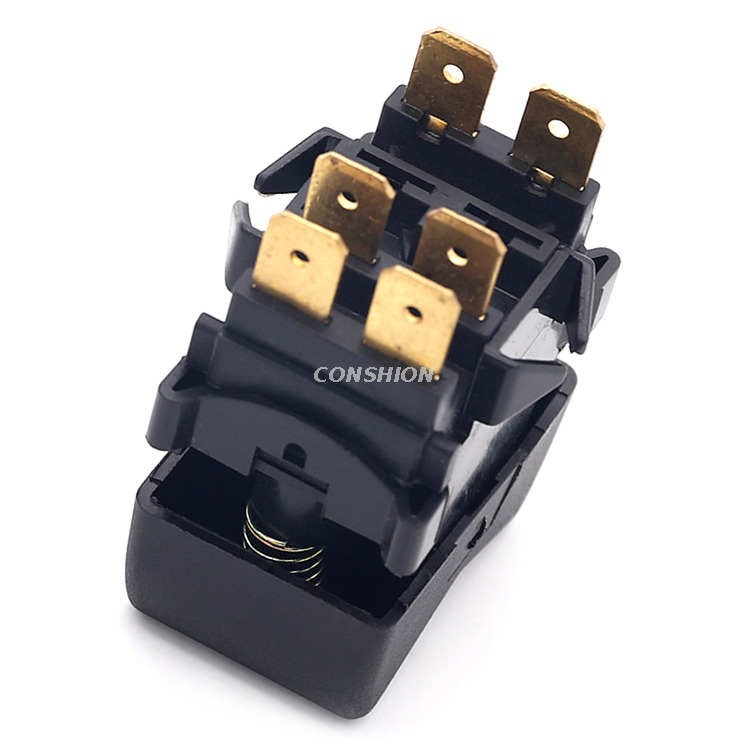 П 147-06.45 Commutateur de sortie du tronc - Pour Kamaz