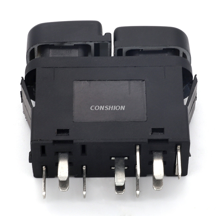 883.3709 Interrupteur de phares - pour VAZ-2110 / 2115/2123