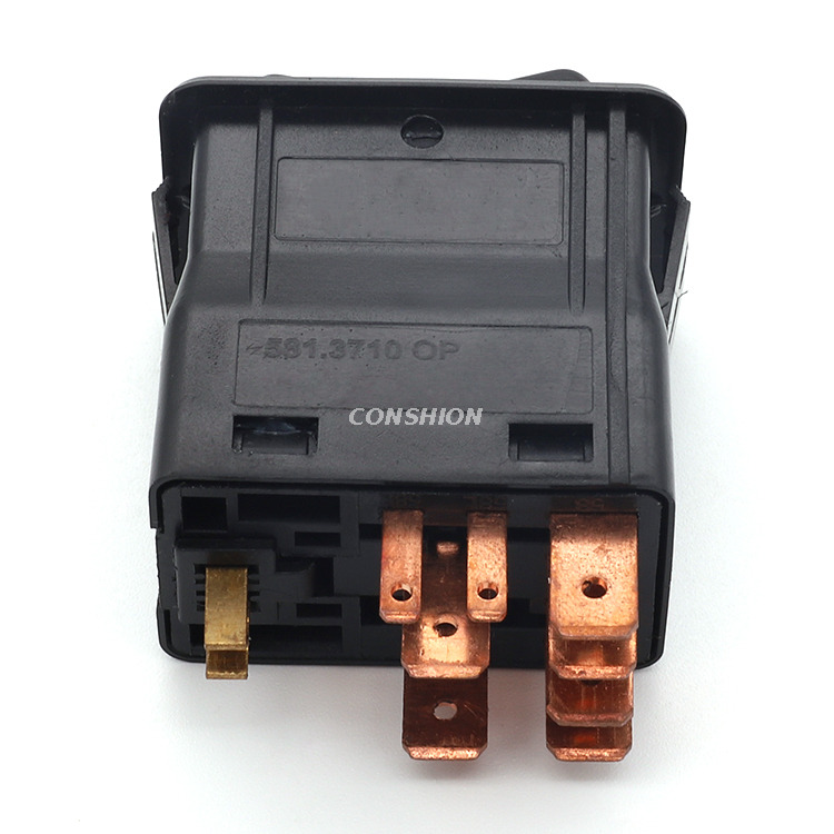 581.3710 Interrupteur de phares - pour VAZ 2108